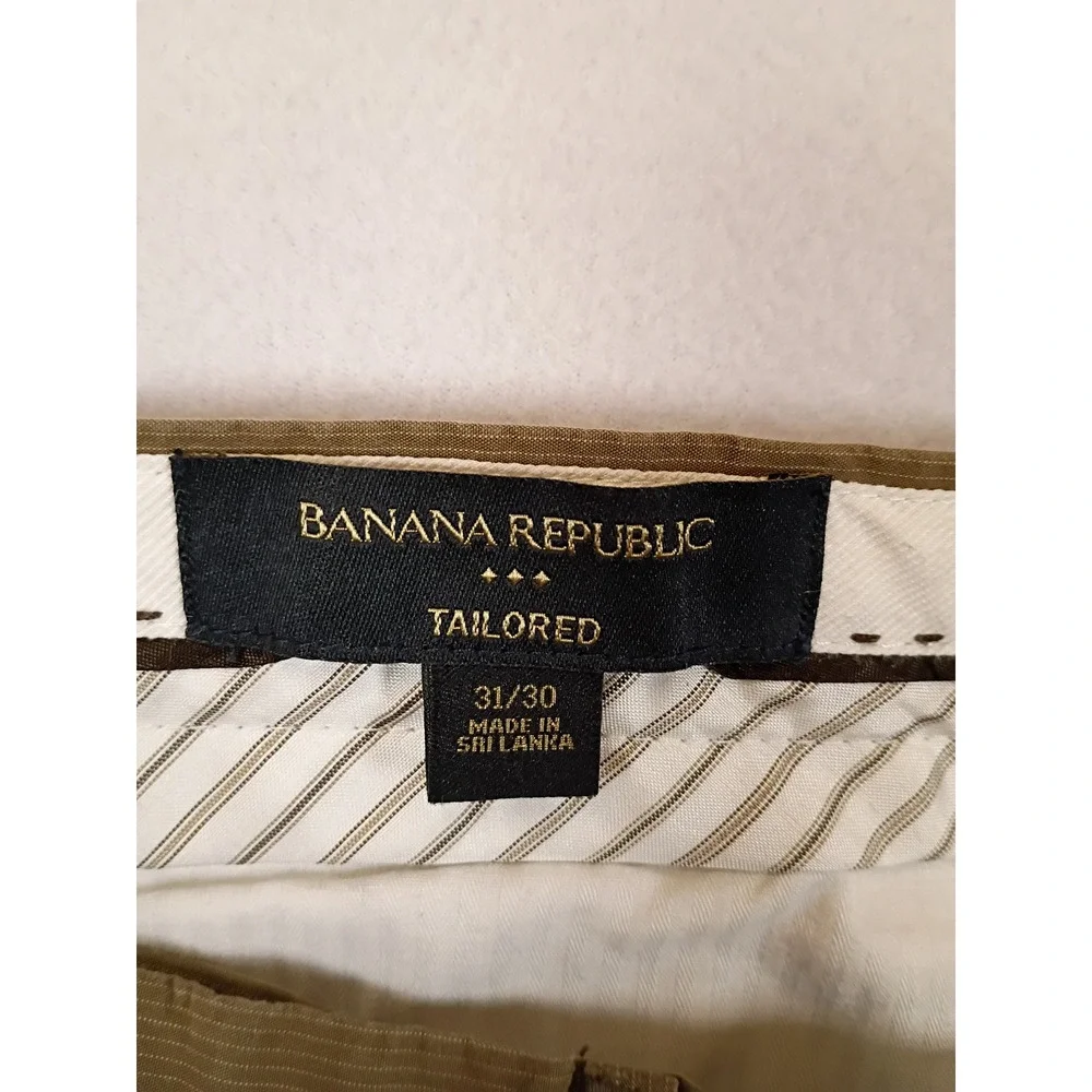 Banana Republic elevate your